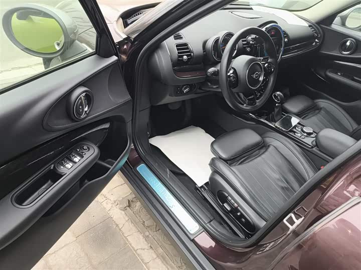 MINI Clubman — фото 16