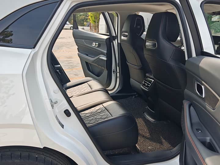 Changan UNI-K 2021 2.0 T Premium — фото 17