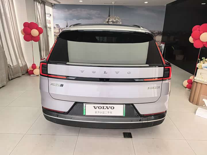Volvo XC70 Hybrid 2026 4 WD Plus — фото 17