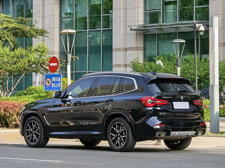 BMW X3 2022 x Drive 25i M — фото 3