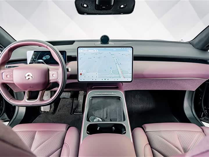 NIO ET5T 2025 75k Wh Touring — фото 13