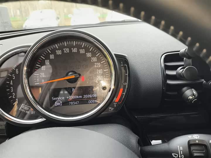 MINI Clubman — фото 12