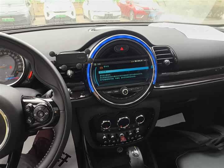 MINI Clubman — фото 13