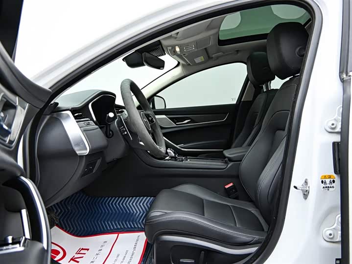 Jaguar XFL 2023 XFL 2.0 T P 200 2 WD — фото 10