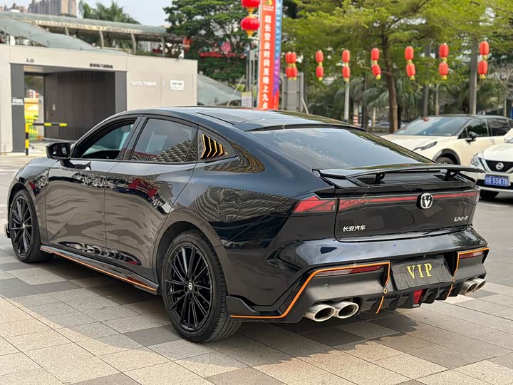 Changan UNI-V 2023 1.5 T — фото 12