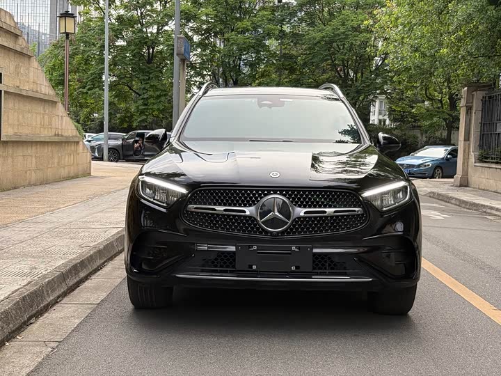 Mercedes-Benz GLC 2023 GLC 260 L 4 MATIC Luxury 7 — фото 2