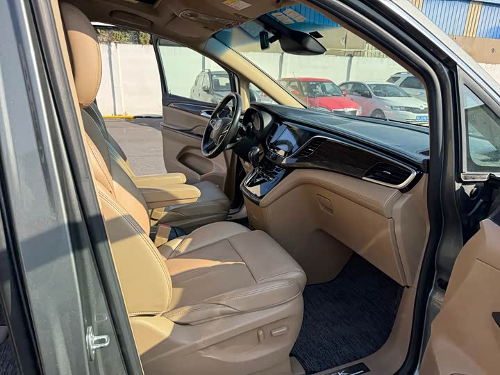 Buick GL8 ES 28T флагман VI — фото 18