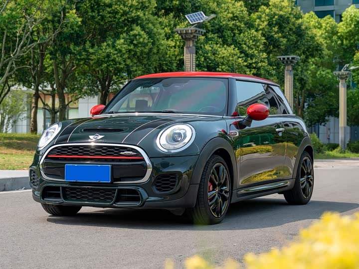 MINI Hatch — фото 1
