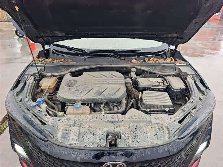 Changan UNI-T 2020 1.5 T Premium — фото 20