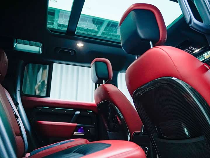 Land Rover Defender — фото 16