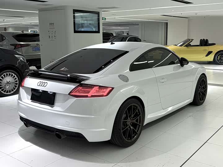 Audi TT 2017 TT Coupe 45 TFSI quattro — фото 9
