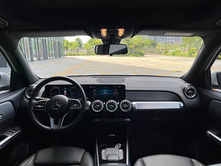 Mercedes-Benz GLB рестайлинг GLB 200 динамик — фото 8