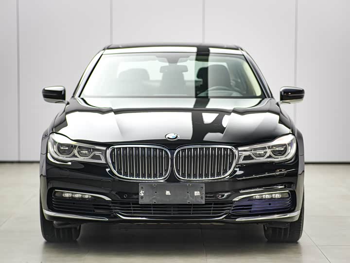 BMW 7-Series 2016 740 Li Leading — фото 2