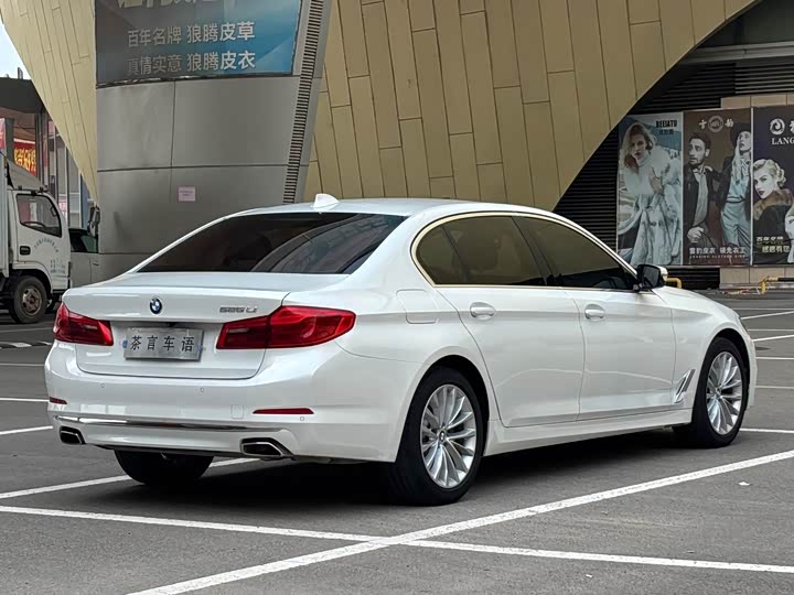 BMW 5 Series 525Li люкс-пакет — фото 4
