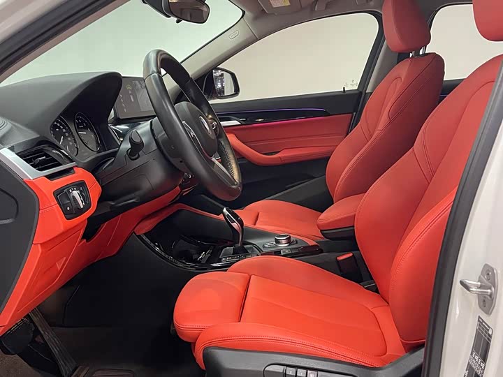BMW X2 2023 s Drive 25i M — фото 10