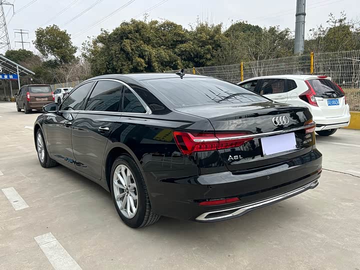 Audi A6L 2024 40 TFSI — фото 10