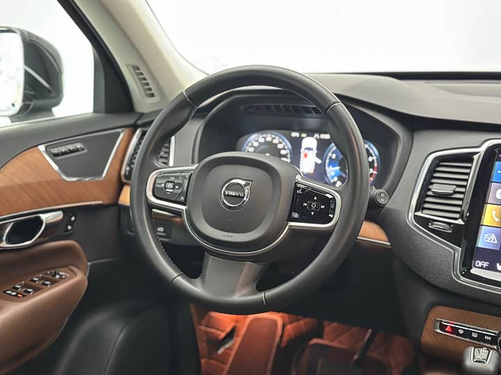 Volvo XC90 2020 T 6 7 — фото 36