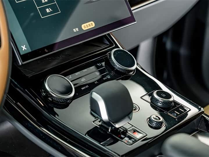 Land Rover Range Rover Sport — фото 12