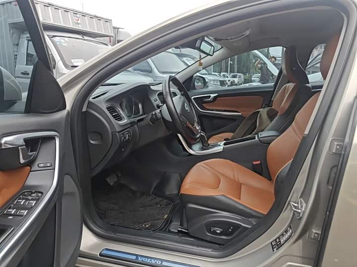 Volvo S60 2016 S 60 L T 5 — фото 15