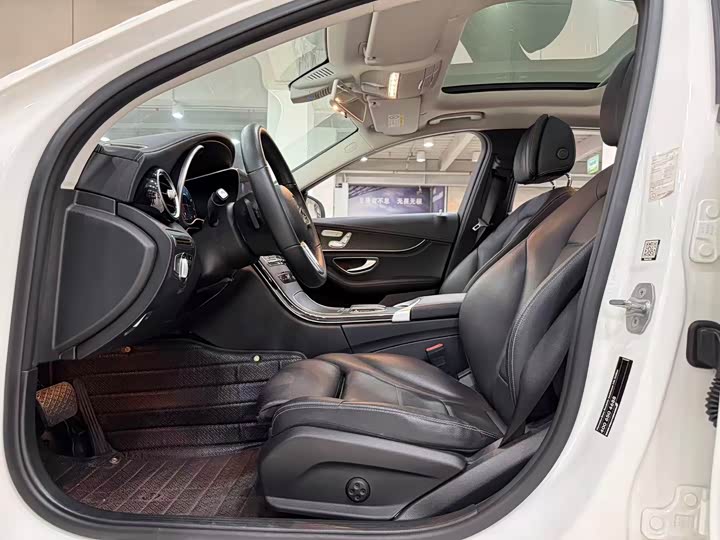Mercedes-Benz C-Class 2019 C 260 L — фото 11