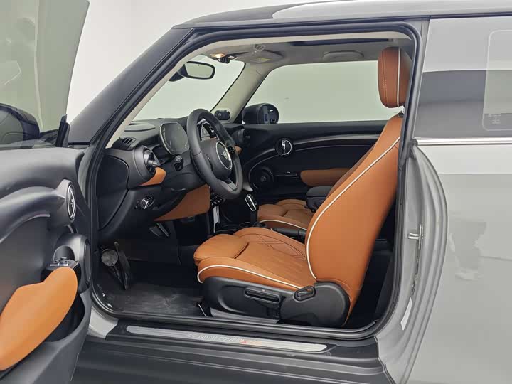 MINI Hatch — фото 12