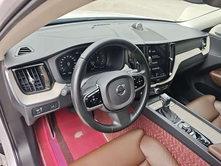Volvo XC60 2020 T 5 4 WD — фото 14