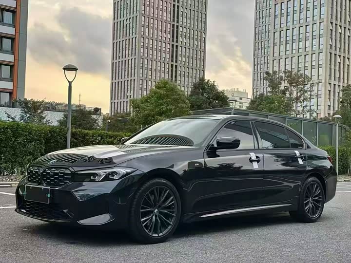 BMW 3-Series 2023 320 Li M