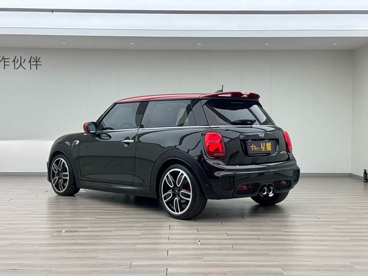 MINI Hatch — фото 19