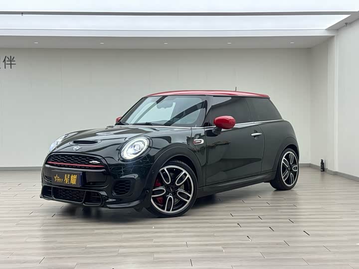 MINI Hatch — фото 1