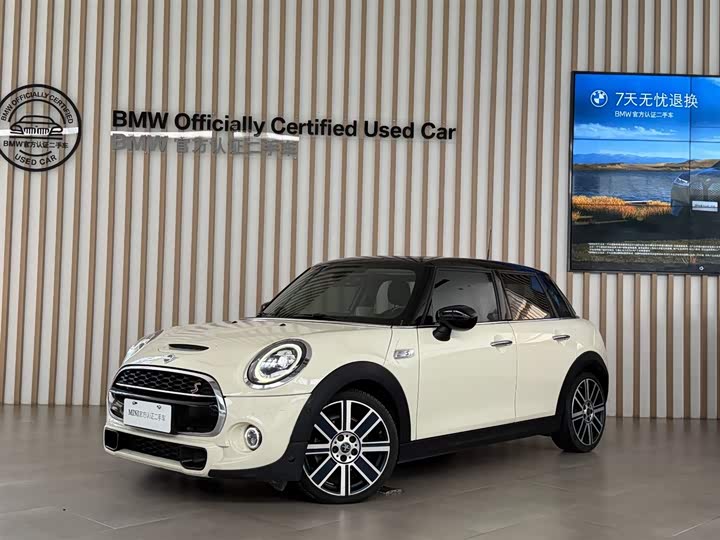 MINI Hatch — фото 1