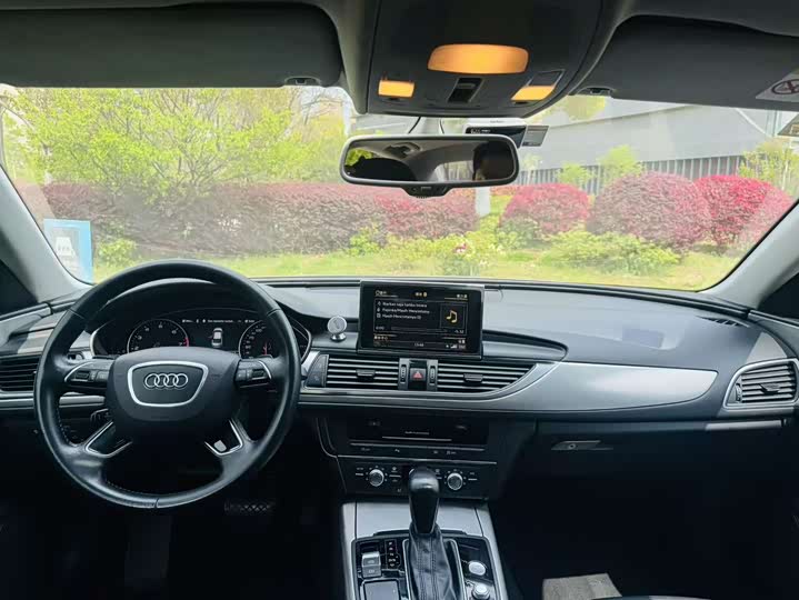 Audi A6L TFSI — фото 8
