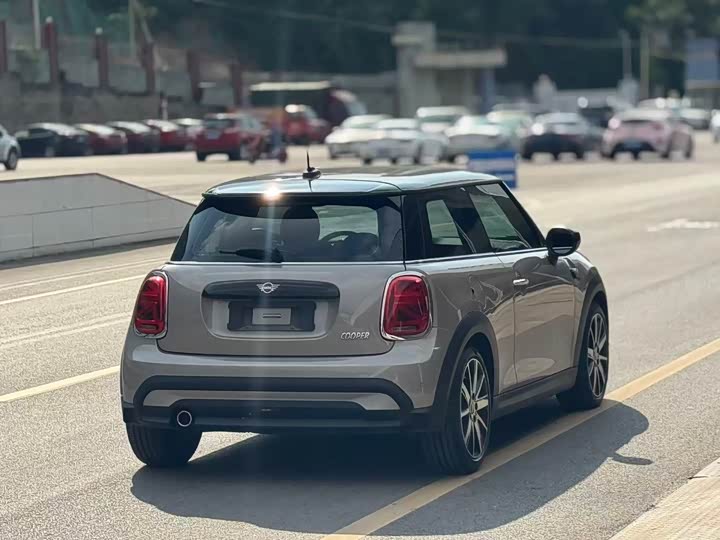 MINI Hatch — фото 10