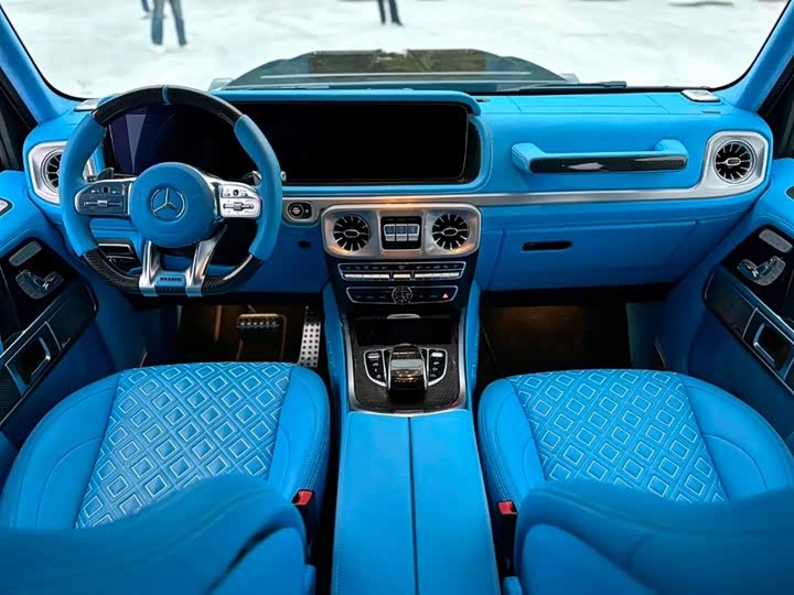 Mercedes-Benz G-Class 2024 AMG G 63 — фото 4