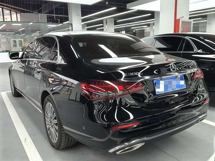 Mercedes-Benz E-Class рестайлинг E 300 L стиль — фото 15