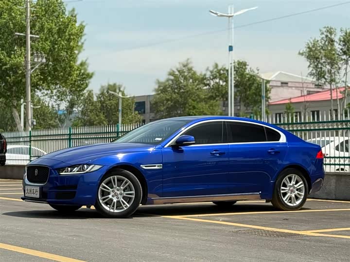 Jaguar XEL 2018 2.0 T 200 PS — фото 9