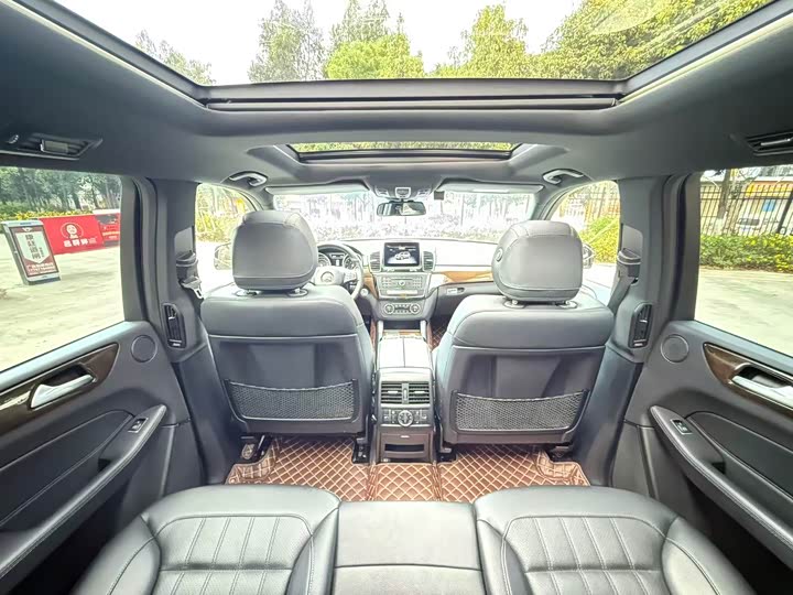 Mercedes-Benz GLS 2018 GLS 400 4 MATIC — фото 33