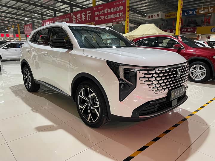 Changan CS55 PLUS 2026 1.5 T Luxury — фото 3