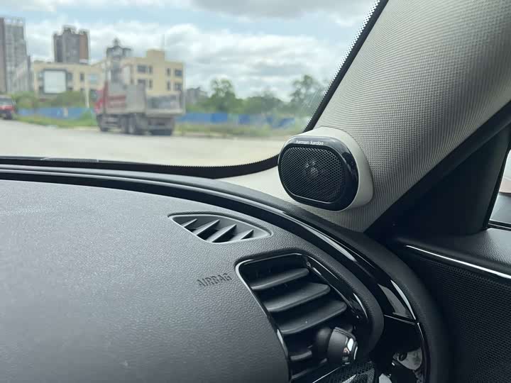 MINI Clubman — фото 18