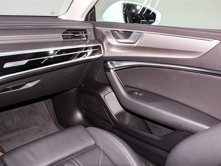 Audi A7 2024 45 TFSI — фото 15