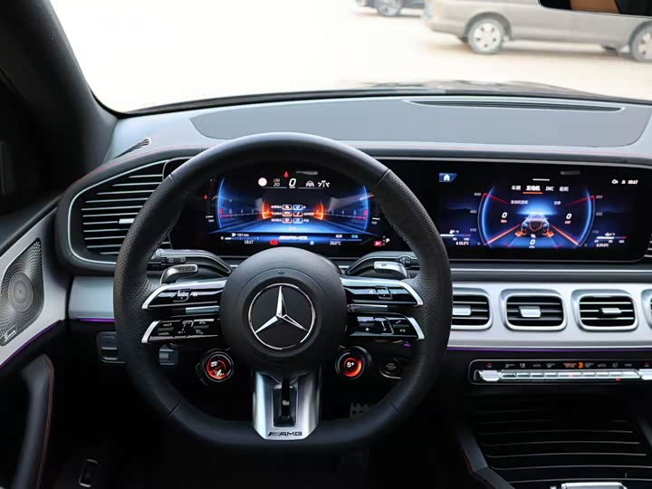 Mercedes-Benz GLE 2025 AMG GLE 53 4 MATIC+ — фото 12