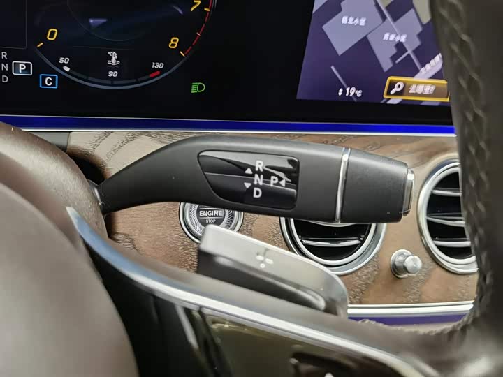 Mercedes-Benz E-Class рестайлинг E 260 L 4MATIC — фото 13