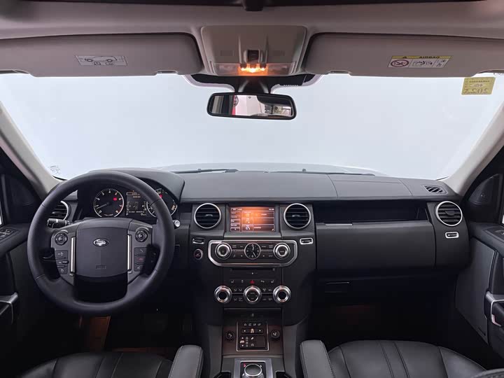 Land Rover Discovery — фото 11