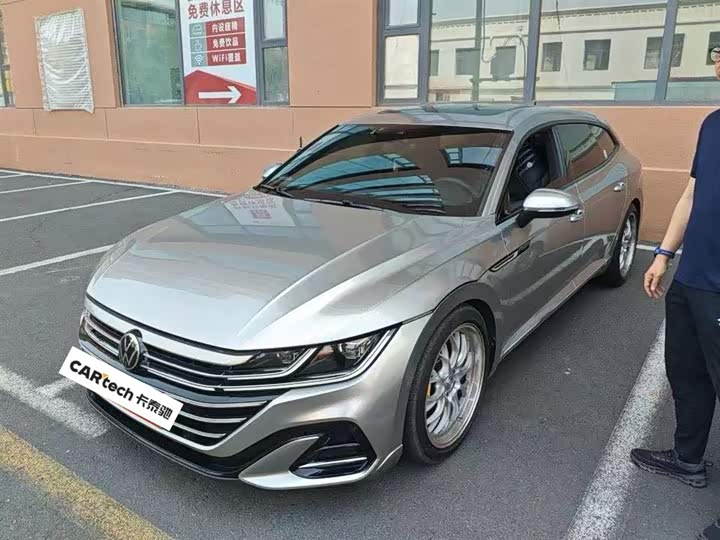 Volkswagen Arteon 2022 2.0 T Shooting Brake R-Line — фото 2