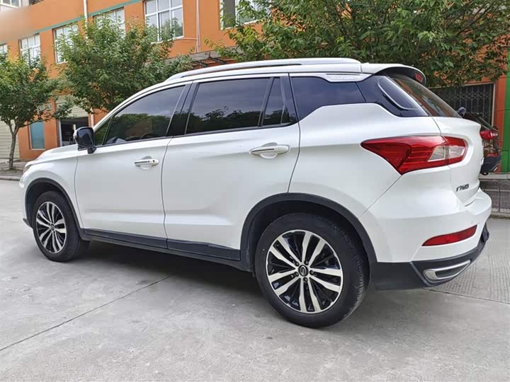 Trumpchi GS4 2017 235 T AT 2 WD — фото 20