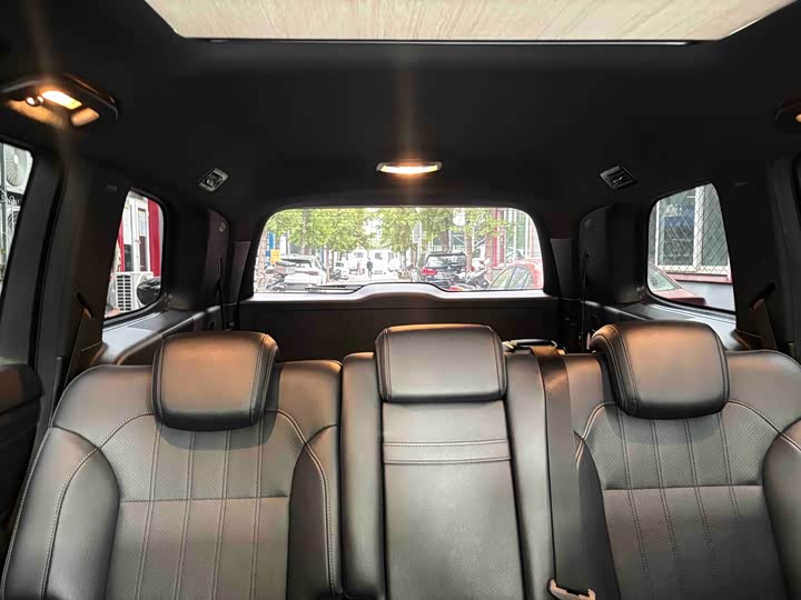 Mercedes-Benz GLS 2018 GLS 400 4 MATIC — фото 13