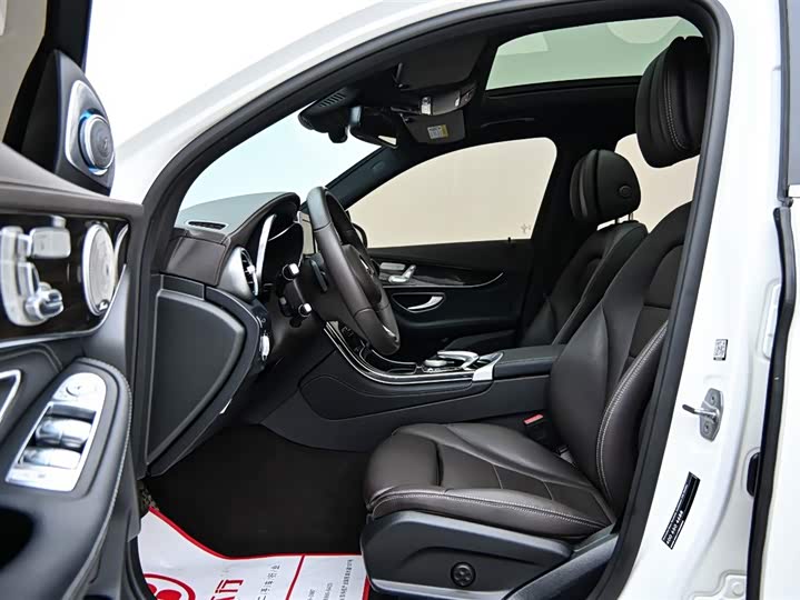 Mercedes-Benz GLC 2019 GLC 260 L 4 MATIC Luxury — фото 11
