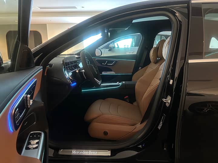 Mercedes-Benz E-Class 2025 E 260 L Sport — фото 7