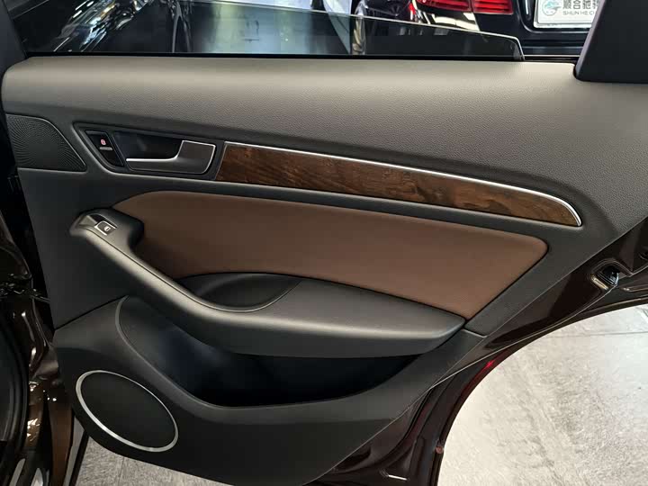 Audi Q5 2016 40 TFSI Comfort — фото 11