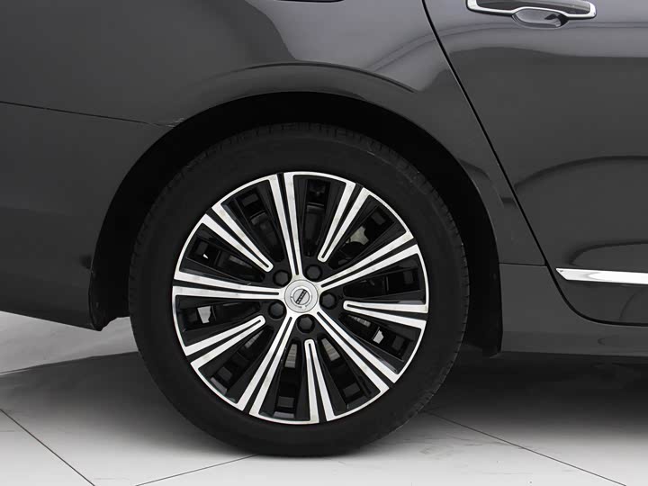 Volvo S90 2021 B 5 — фото 14