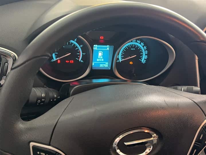 Trumpchi GS5 Super 2015 1.8 T AT 4 WD — фото 6